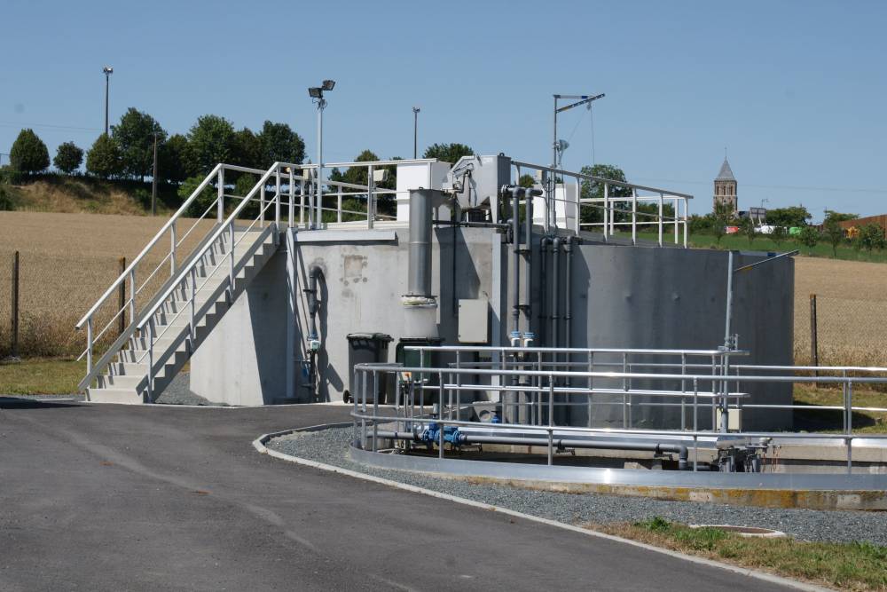 bassin st hilaire des loges.jpg
